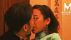 亚洲裸体色情片